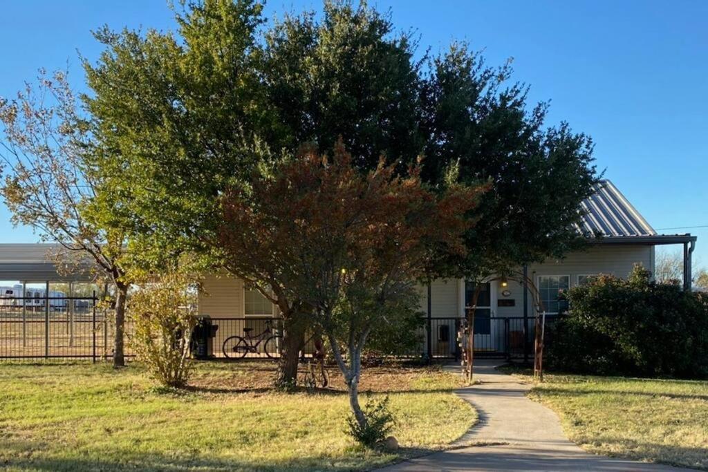 Opa's House * Abilene
